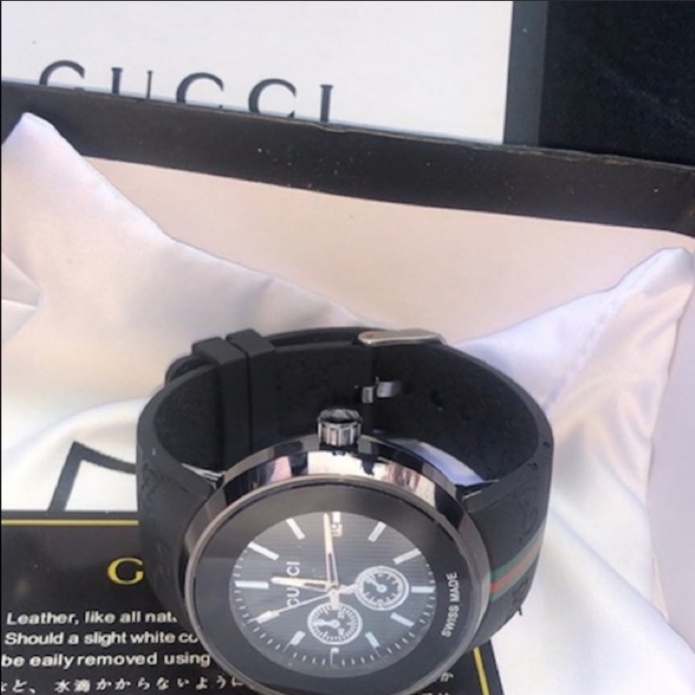 Authentic men's fashion Gucci watch